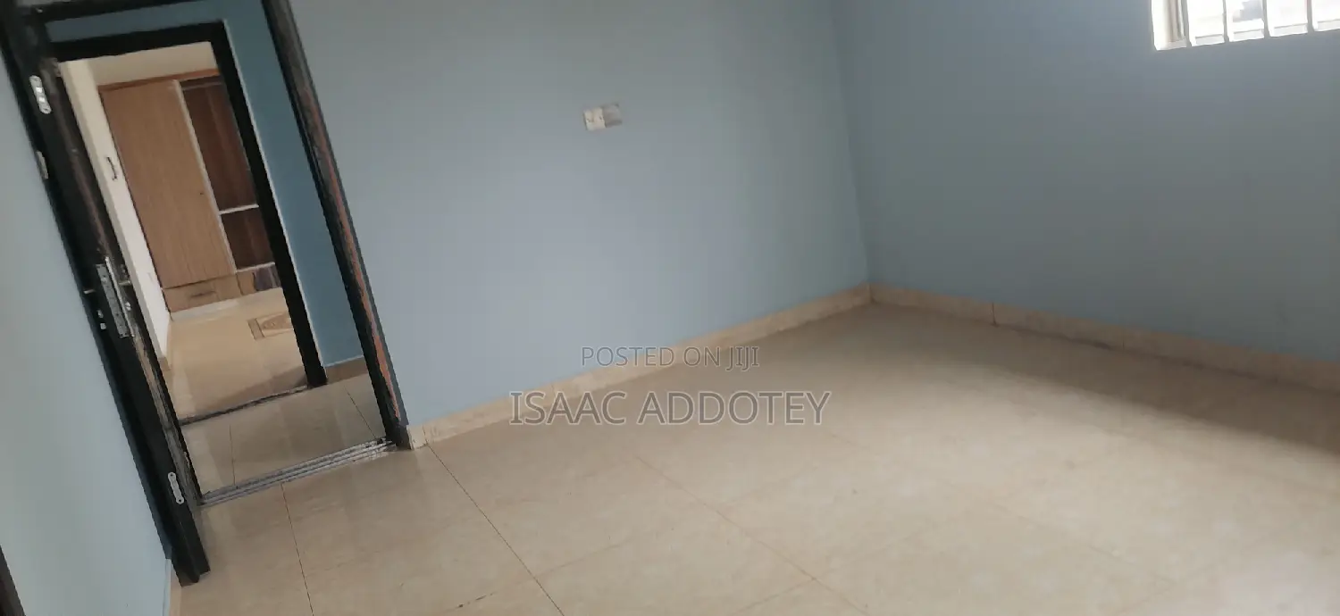 3bdrm Apartment in Spintex for rent