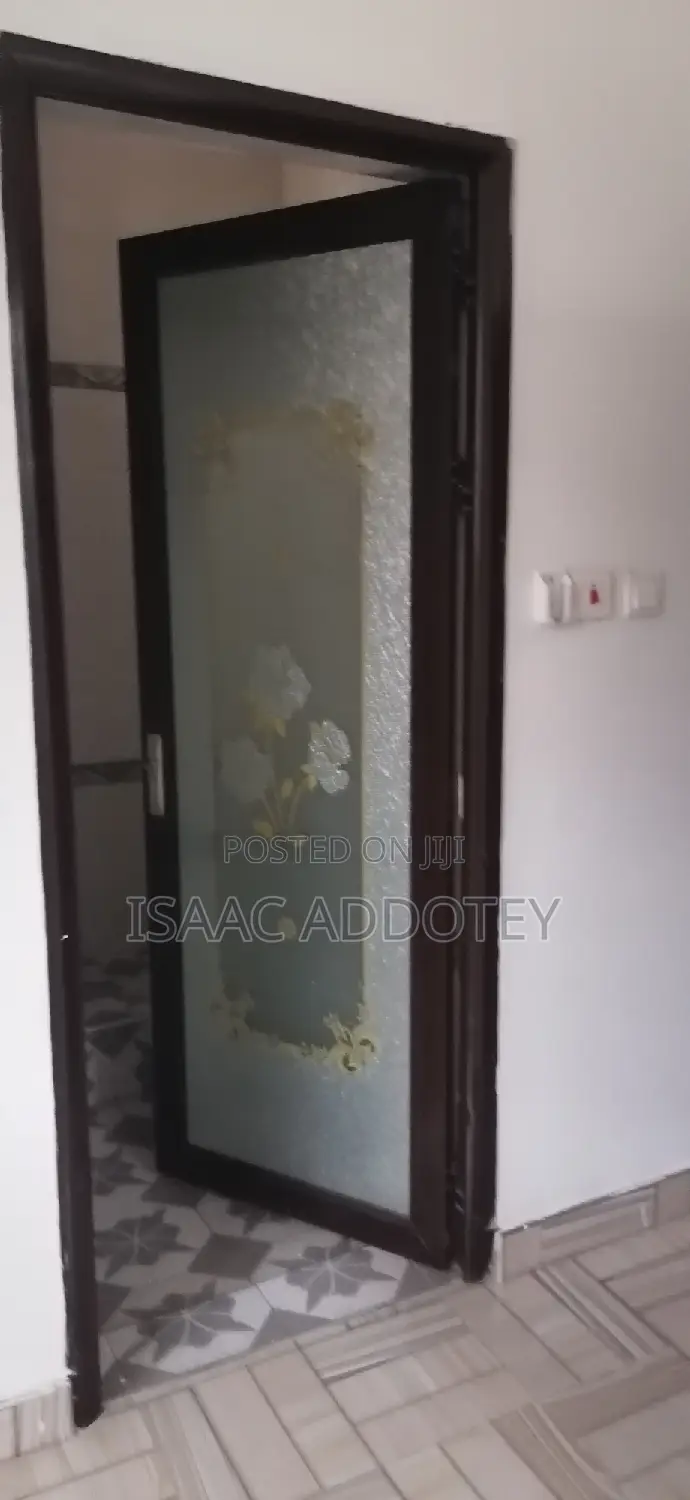 3bdrm Apartment in Spintex Hfc Estate for rent