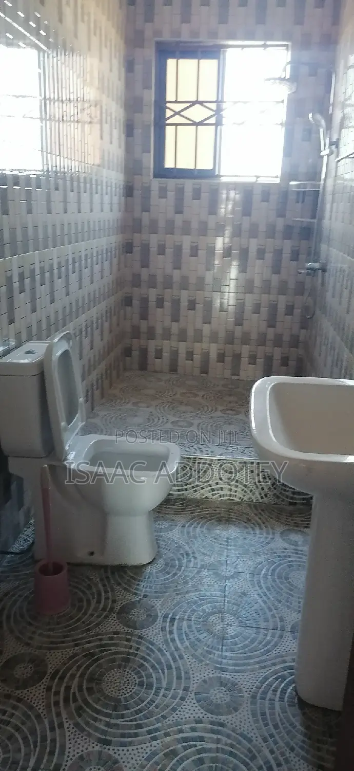 2bdrm Apartment in Lashibi Transforma, Spintex for rent