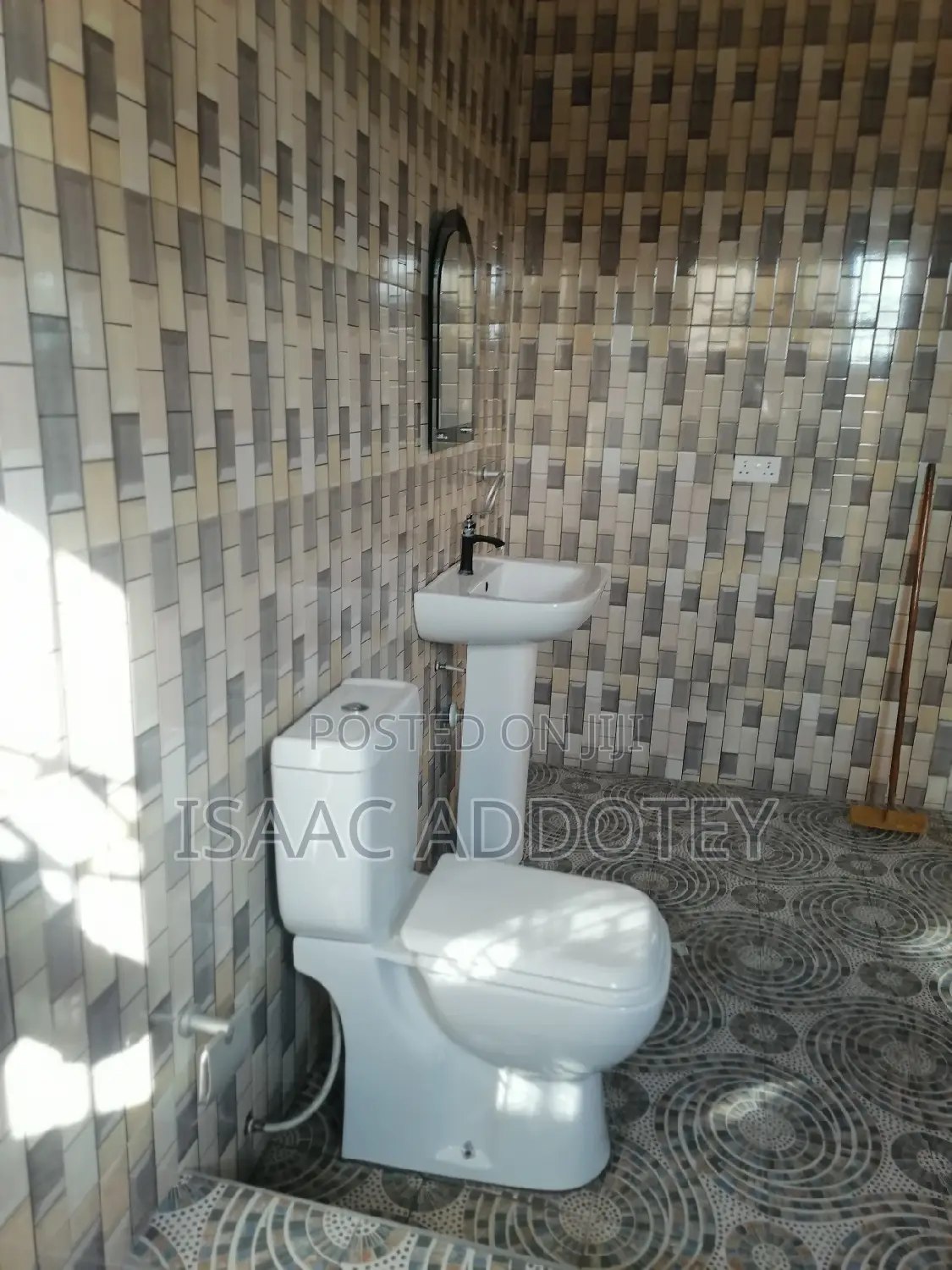 2bdrm Apartment in Lashibi Transforma, Spintex for rent