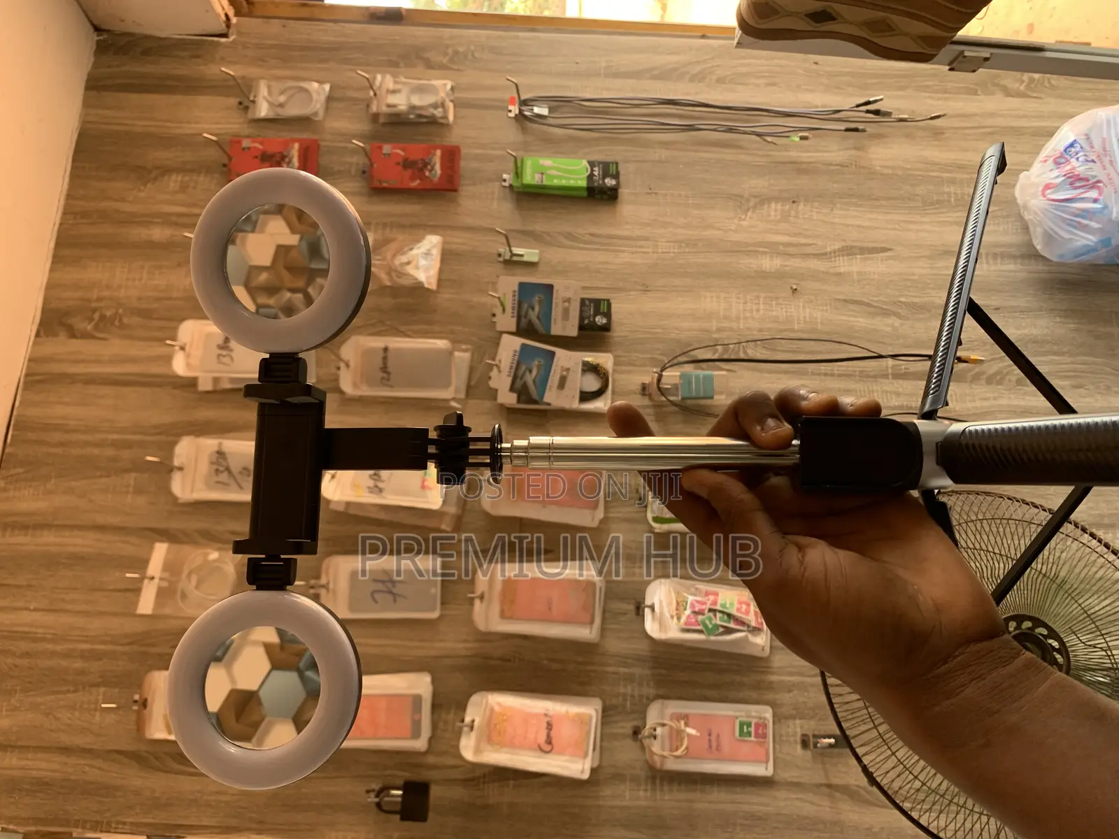 Portable Tripod (Selfie Stick)