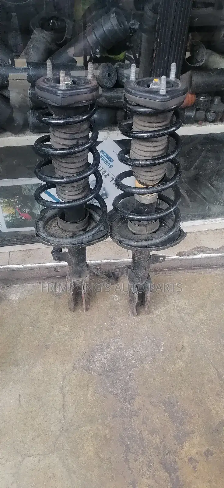 Toyota Highlander 2014 4x4 Back Shocks Absorbers