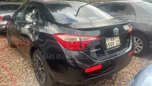 Toyota Corolla LE 4dr Sedan (1.8L 4cyl CVT) 2014 Black