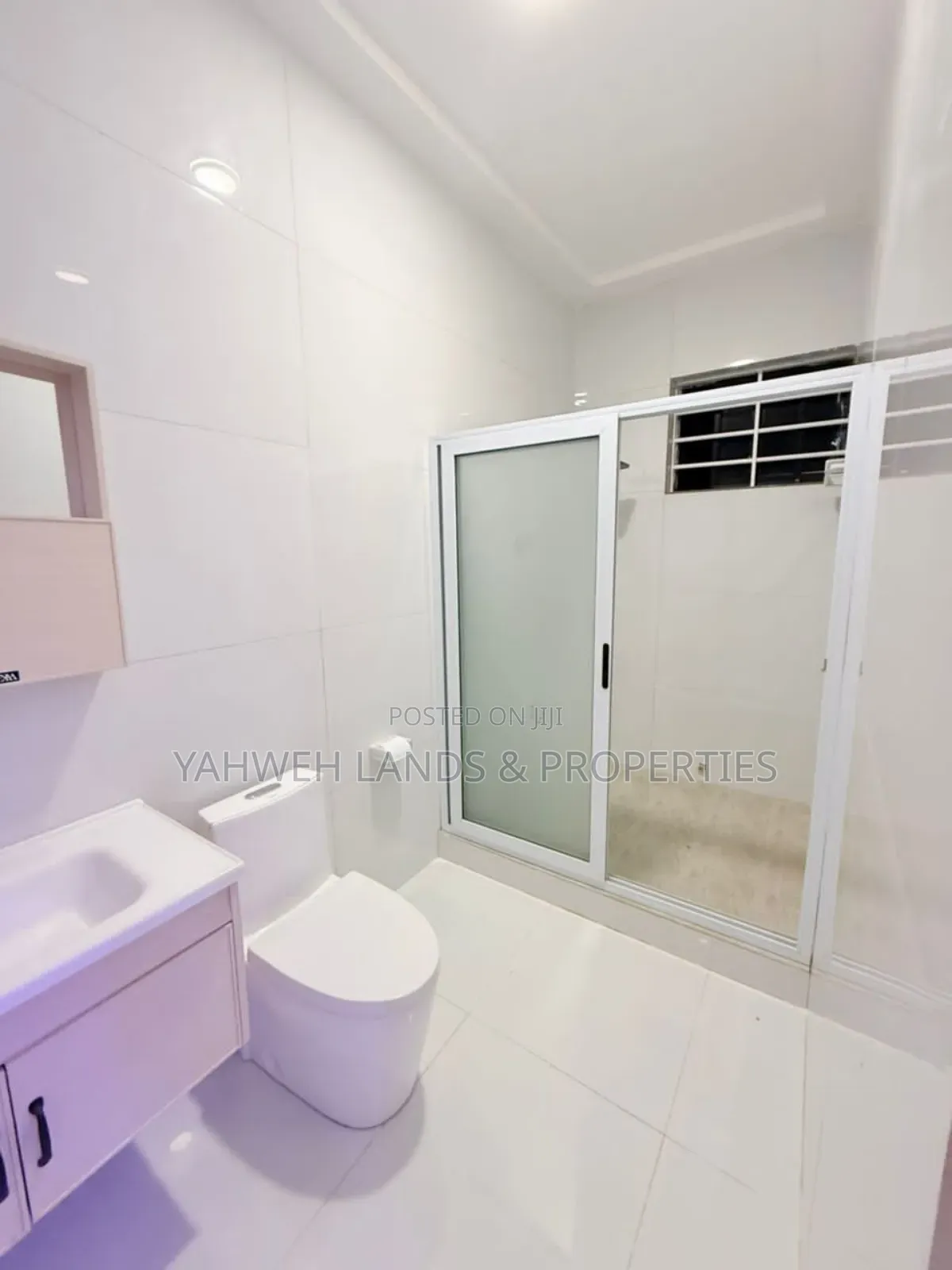 3bdrm House in Oyarifa for sale