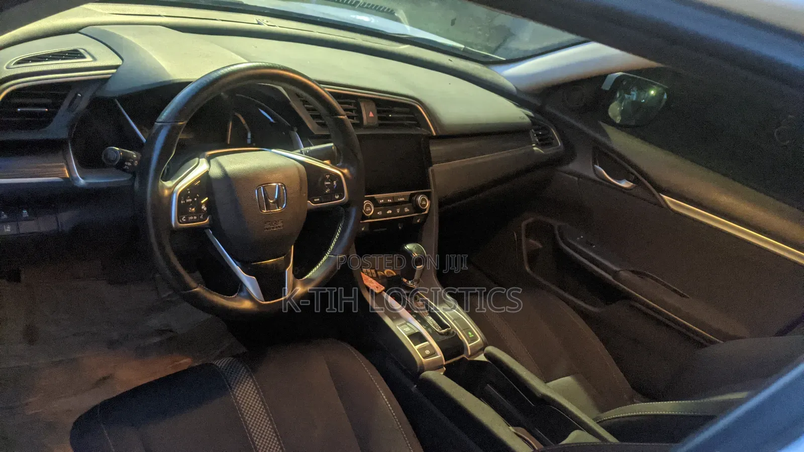 Honda Civic EX Sedan 2019 White