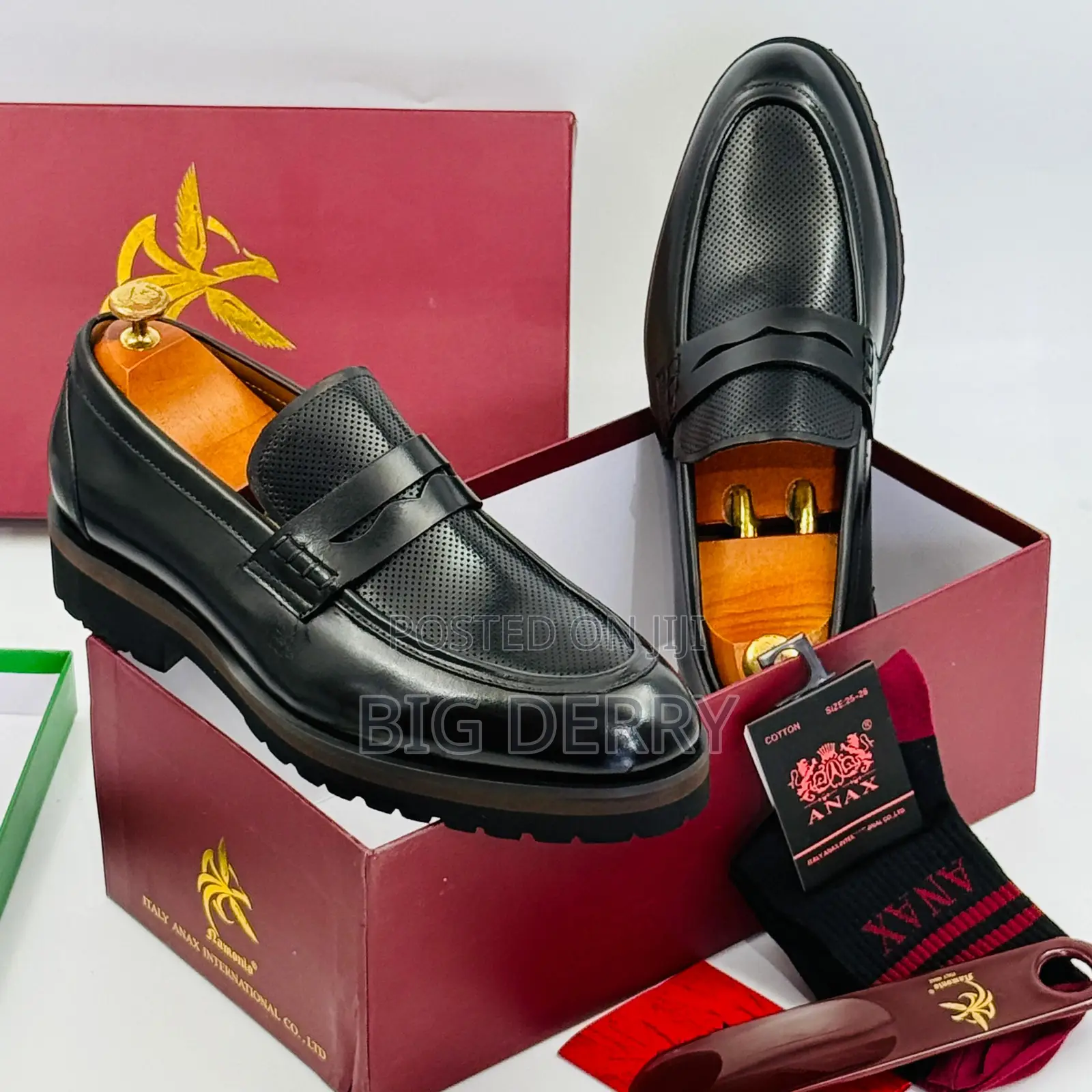 Anax Esquisite Loafers