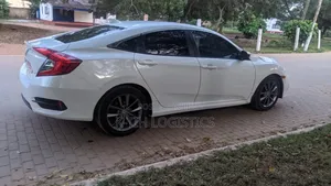 Honda Civic EX Sedan 2019 White