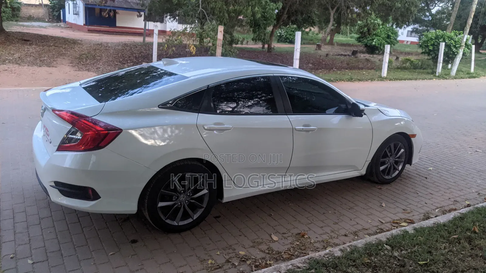 Honda Civic EX Sedan 2019 White