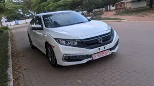 Honda Civic EX Sedan 2019 White