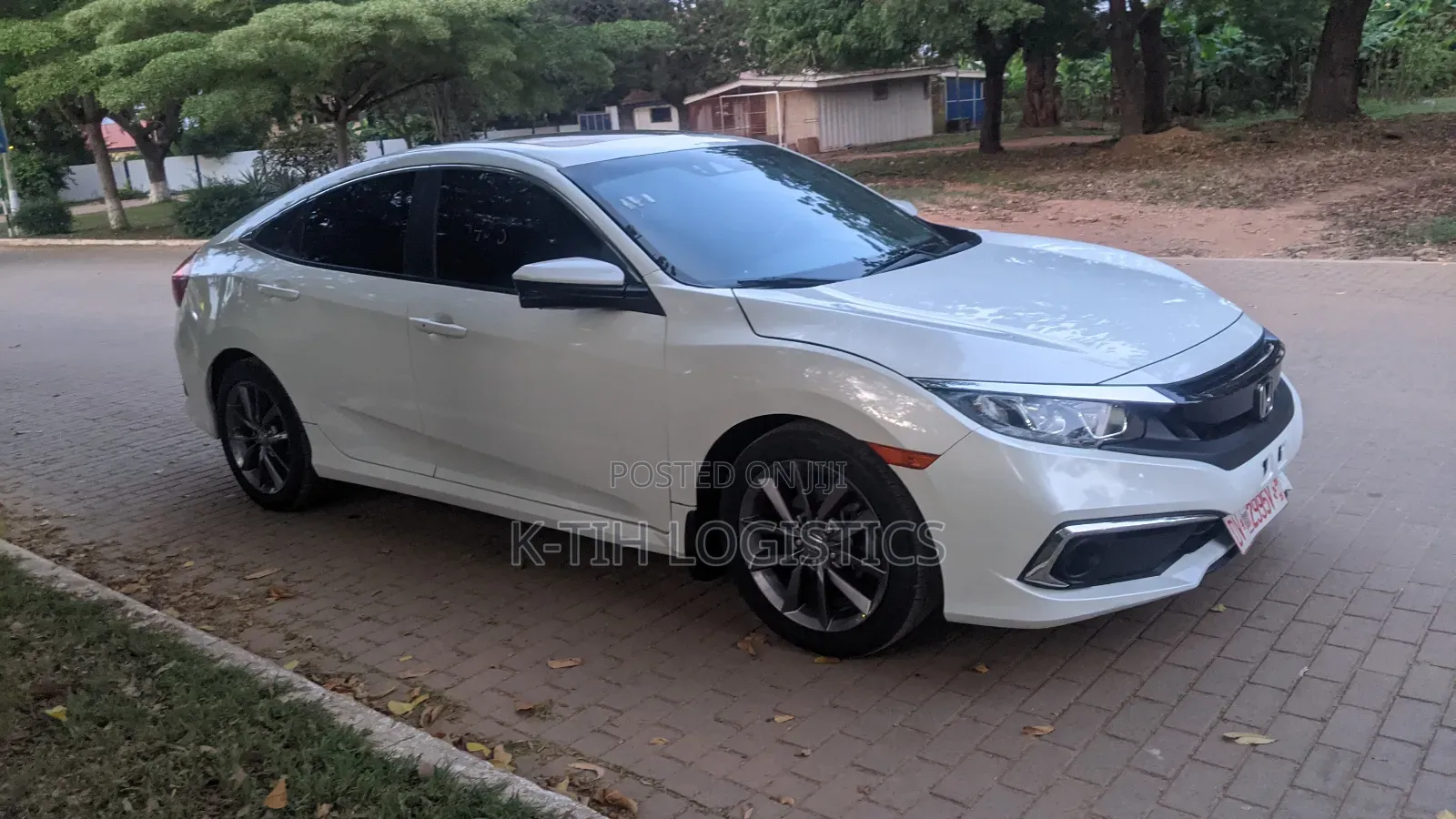 Honda Civic EX Sedan 2019 White