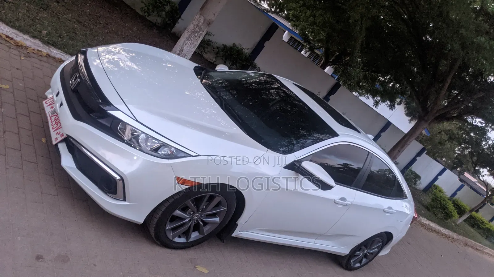 Honda Civic EX Sedan 2019 White