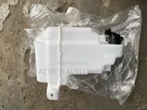 Toyota Highlander 2017-2021 Wiper Bottle