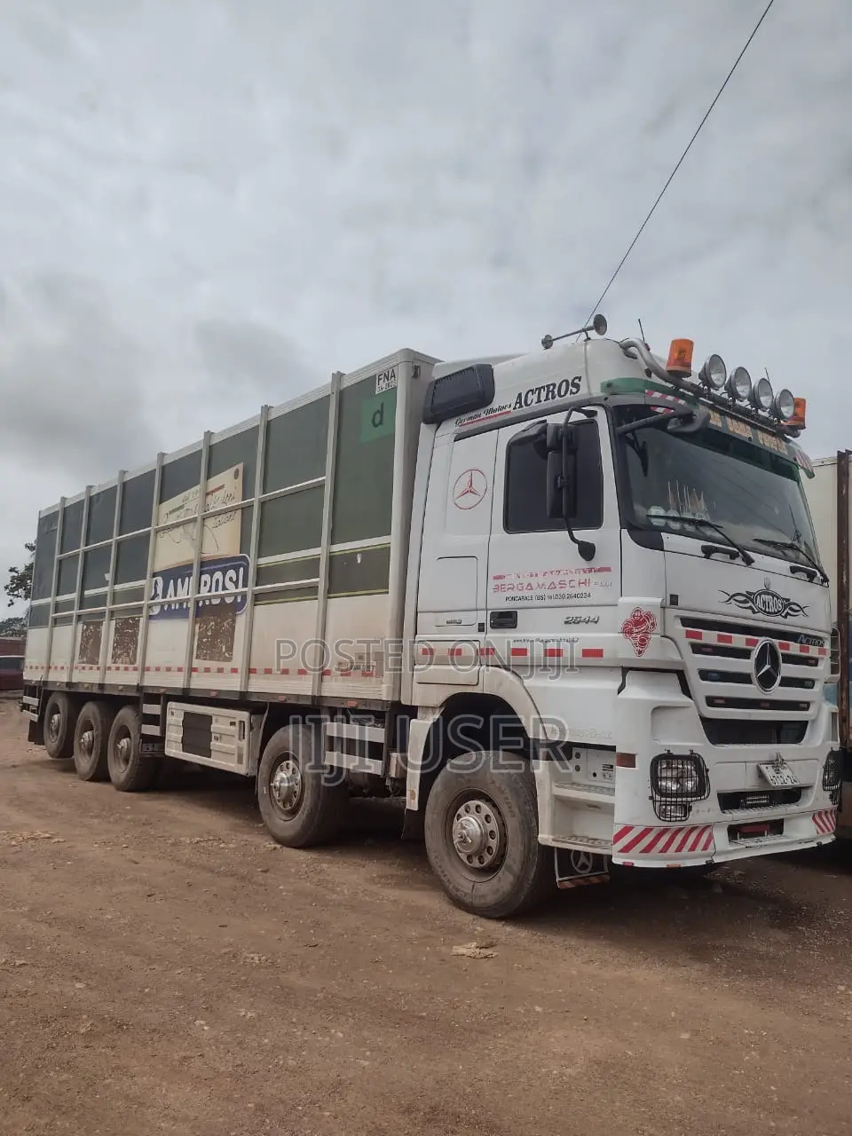 Mercedes Benz Actros Truck