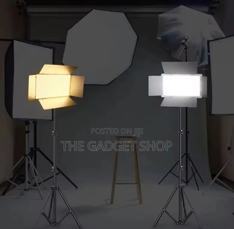 Rechargeable RGB Studio Light