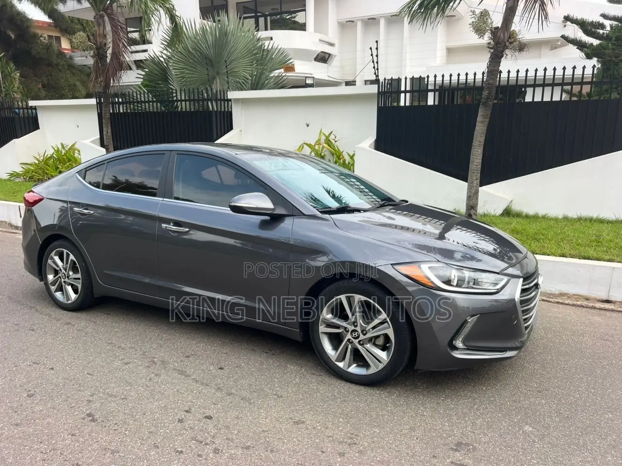 Hyundai Elantra Limited 2018 Gray