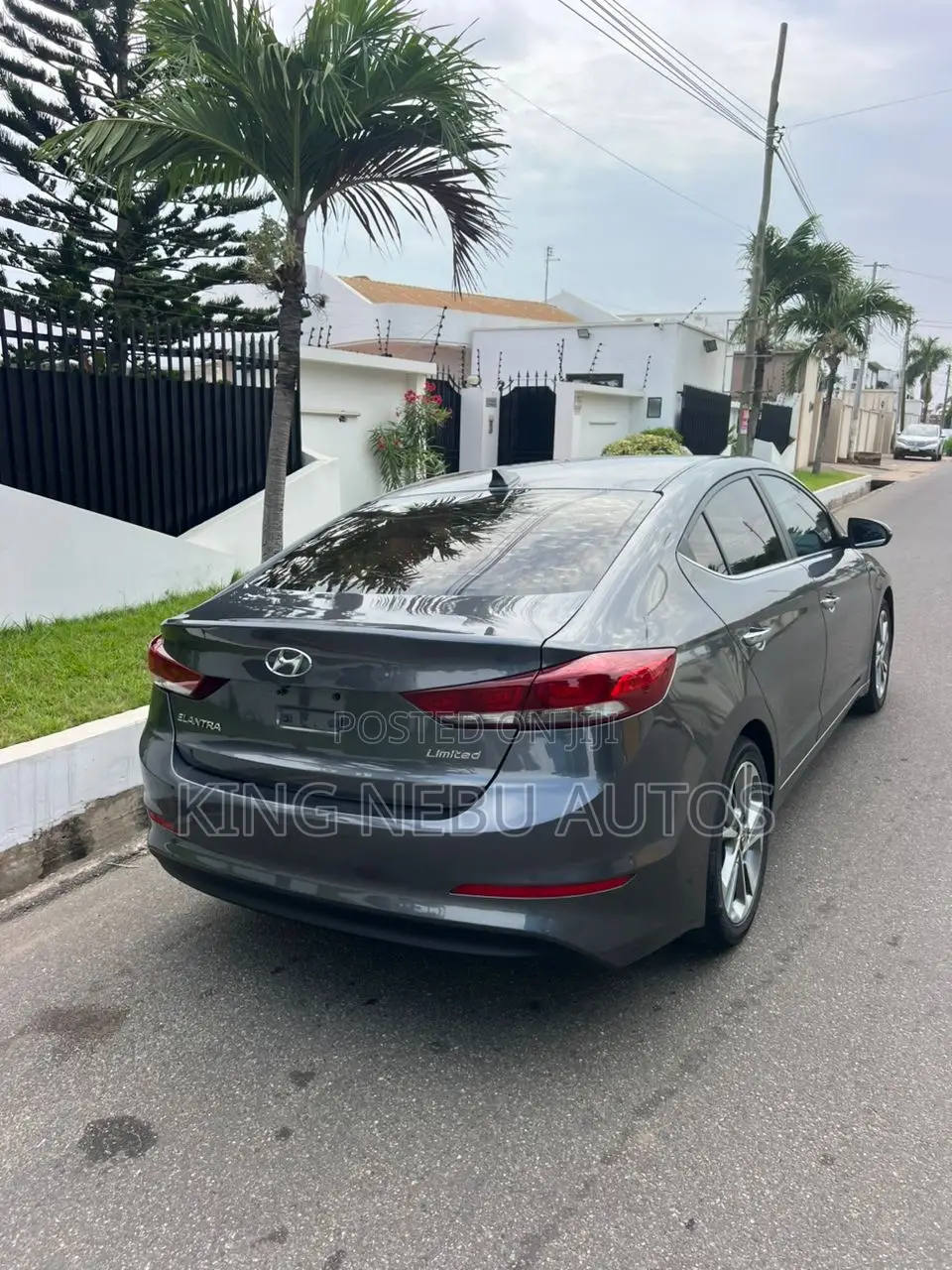 Hyundai Elantra Limited 2018 Gray