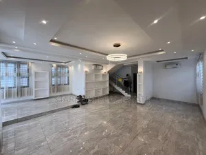 4bdrm Duplex in Ars, East Legon for rent