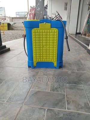 Chargeable Spraying Machine