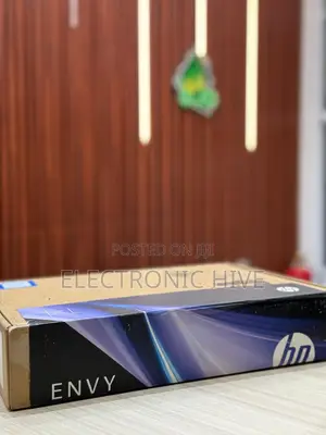 New Laptop HP Envy 14 16GB Intel Core Ultra 7 SSD 1T