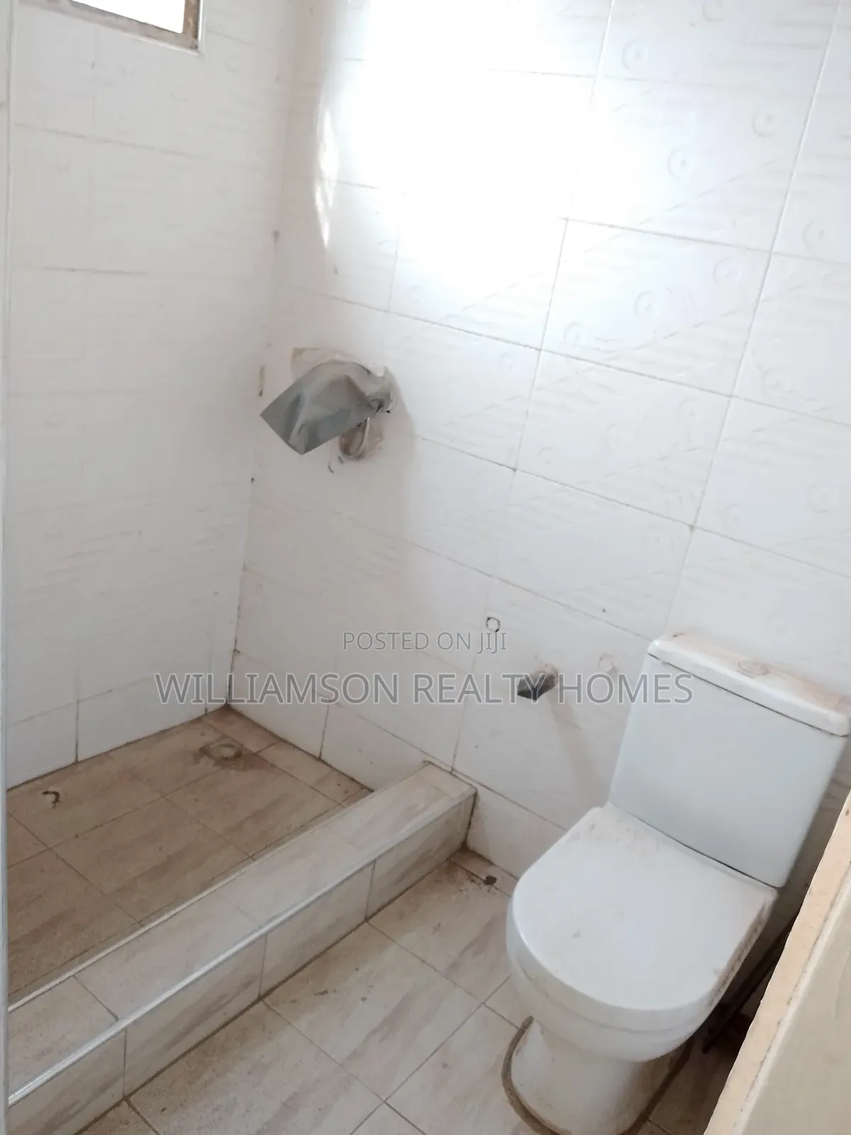 3bdrm Apartment in Community 18 Area, Spintex for rent