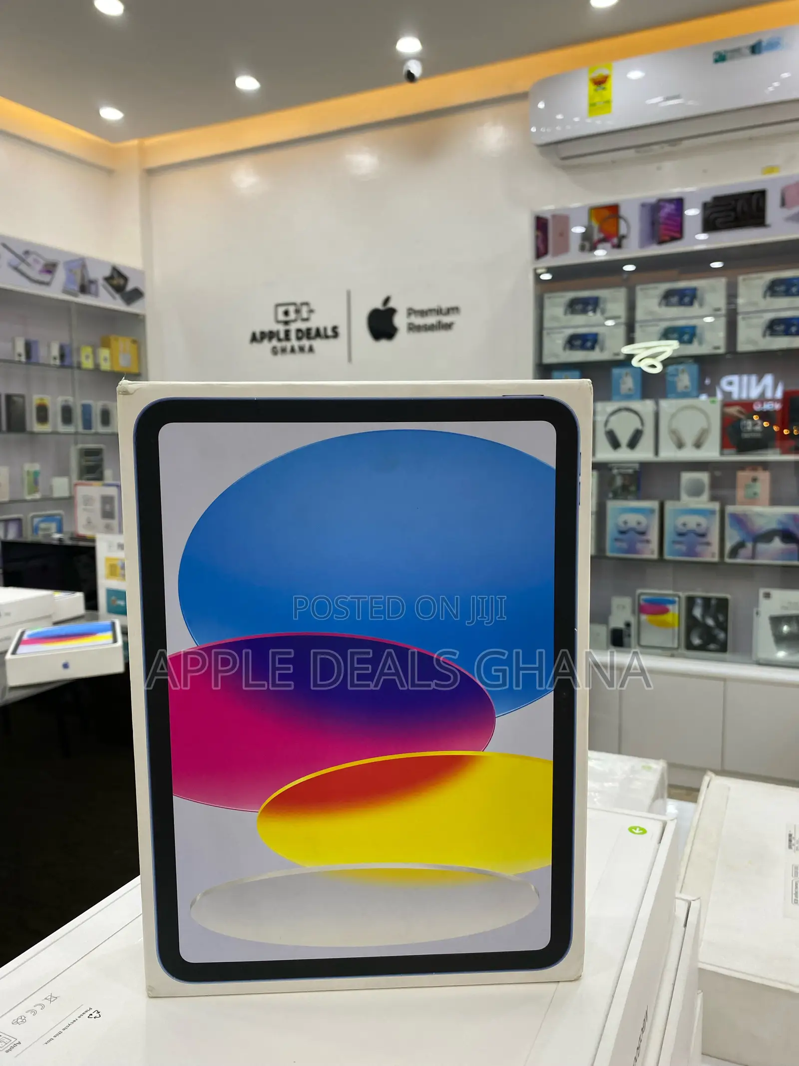 New Apple iPad (2025) 256 GB
