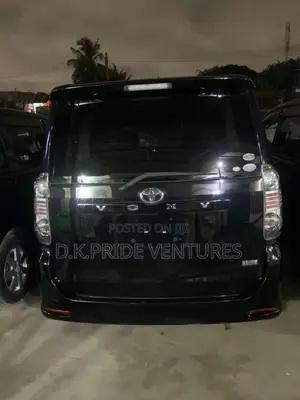 Toyota Voxy 2012 Black