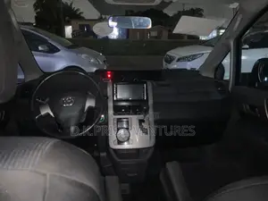 Toyota Voxy 2012 Black