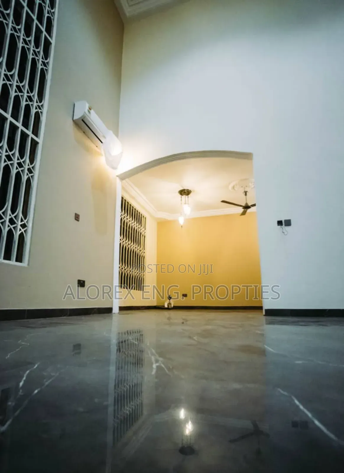 5bdrm House in $320,000, Oyarifa for sale