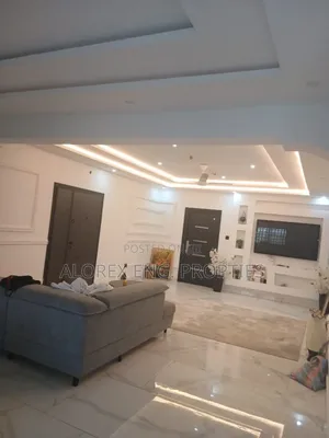 5bdrm House in $320,000, Oyarifa for sale