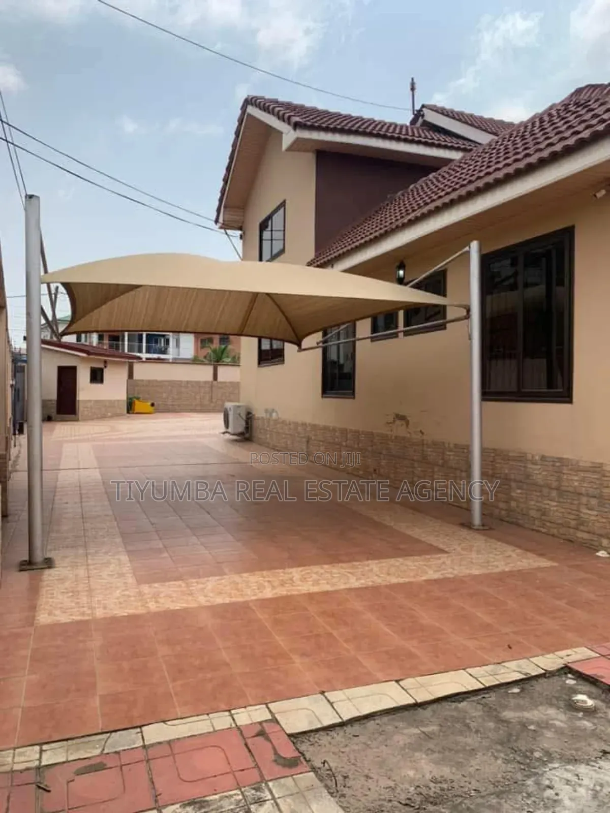 5bdrm House in Tiyumba Real Estate, Pillar 2 for rent