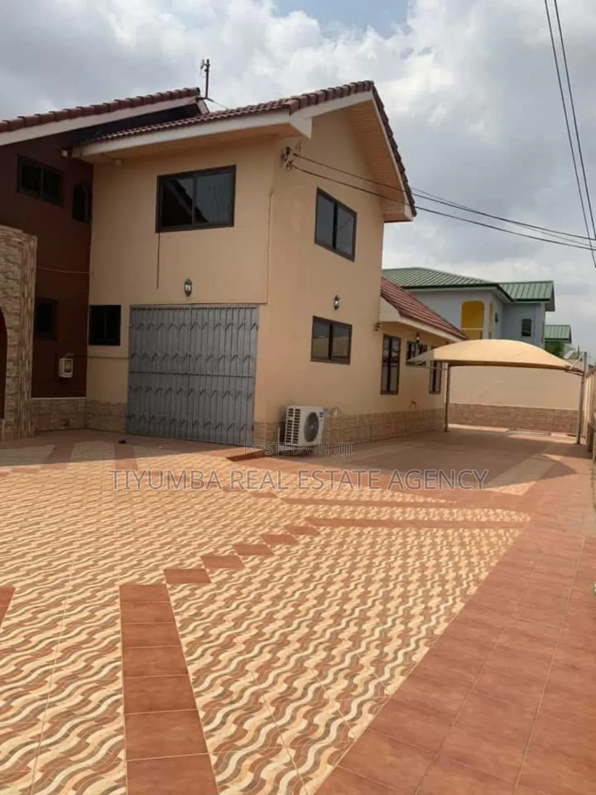 5bdrm House in Tiyumba Real Estate, Pillar 2 for rent