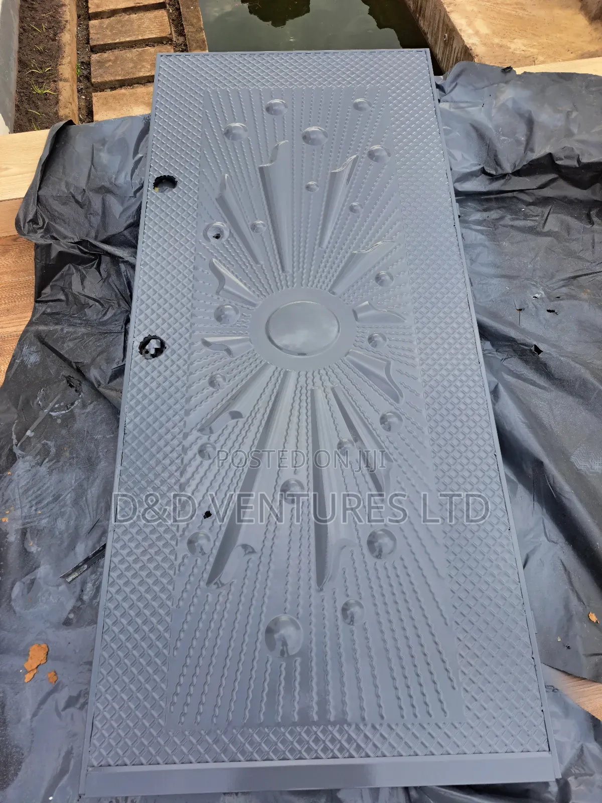 Security Door Fixer and Repair of Its Accessories