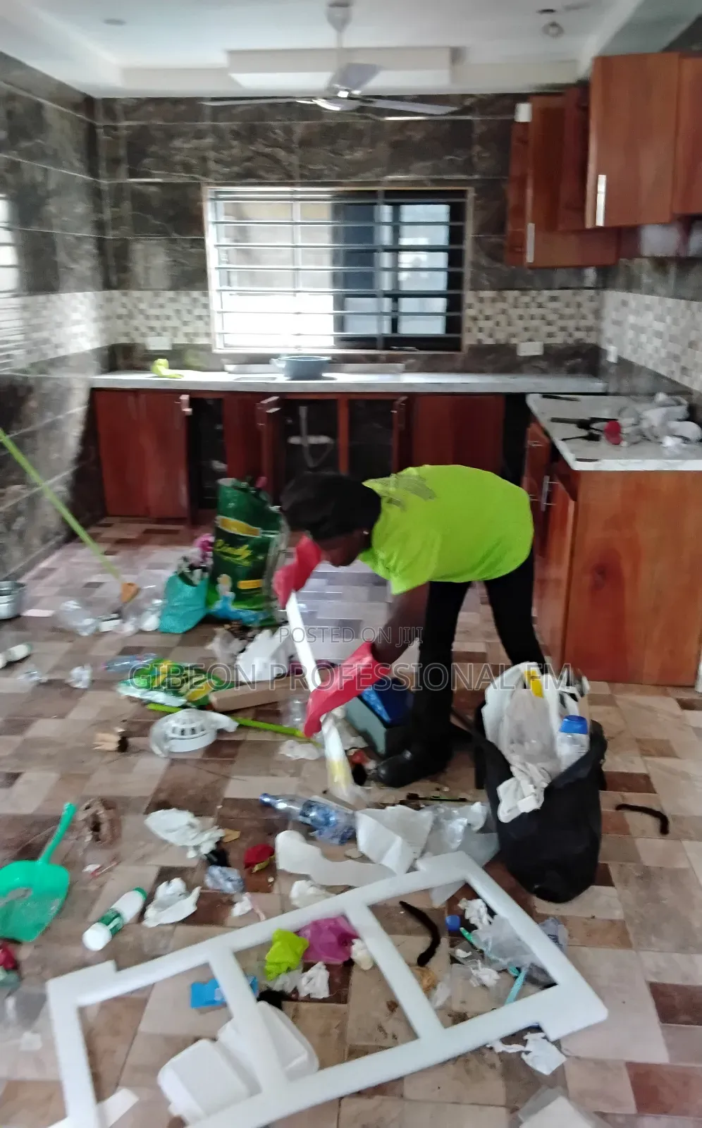 Professional Deep Cleaning by Gibeon PFM
