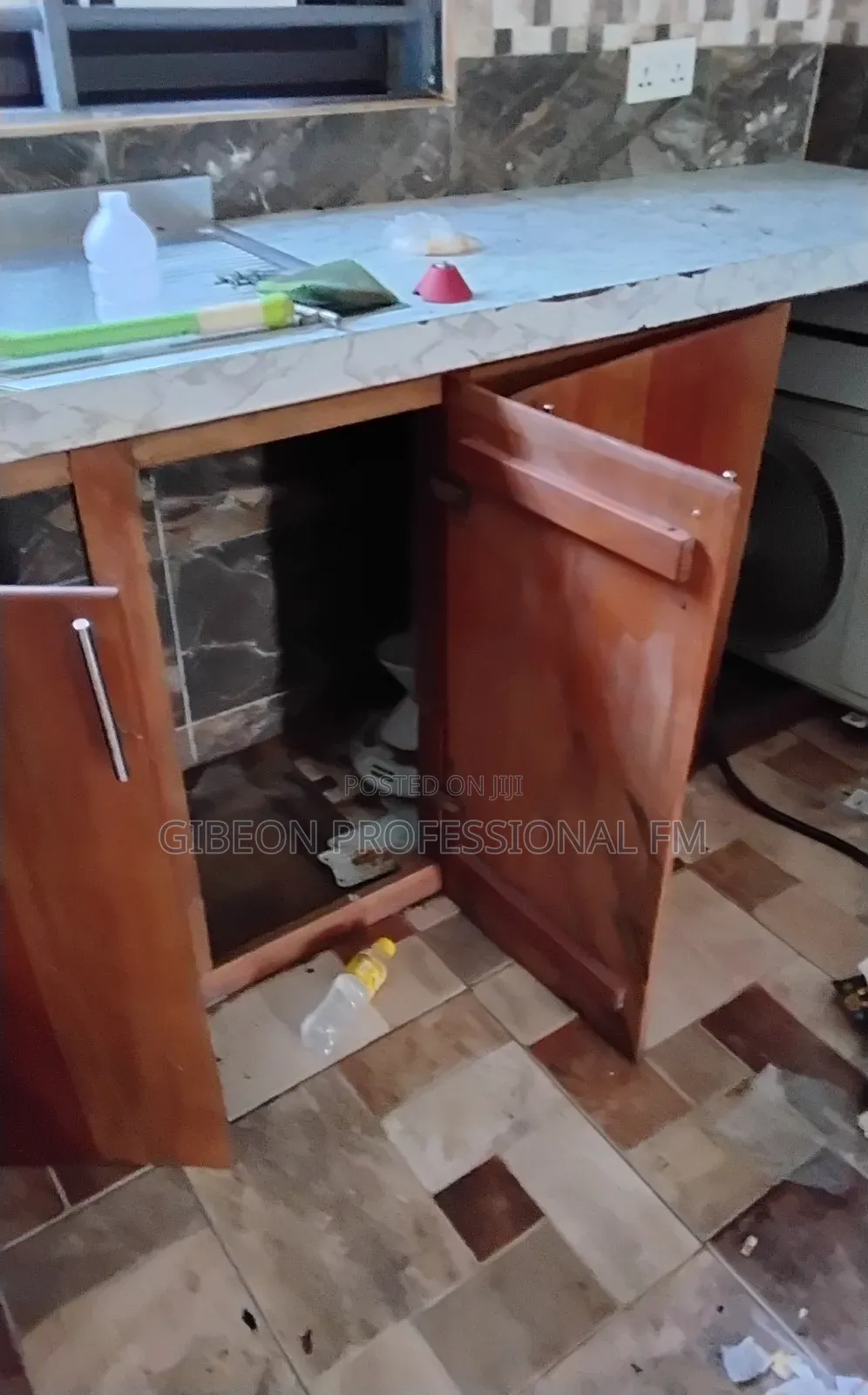 Professional Deep Cleaning by Gibeon PFM