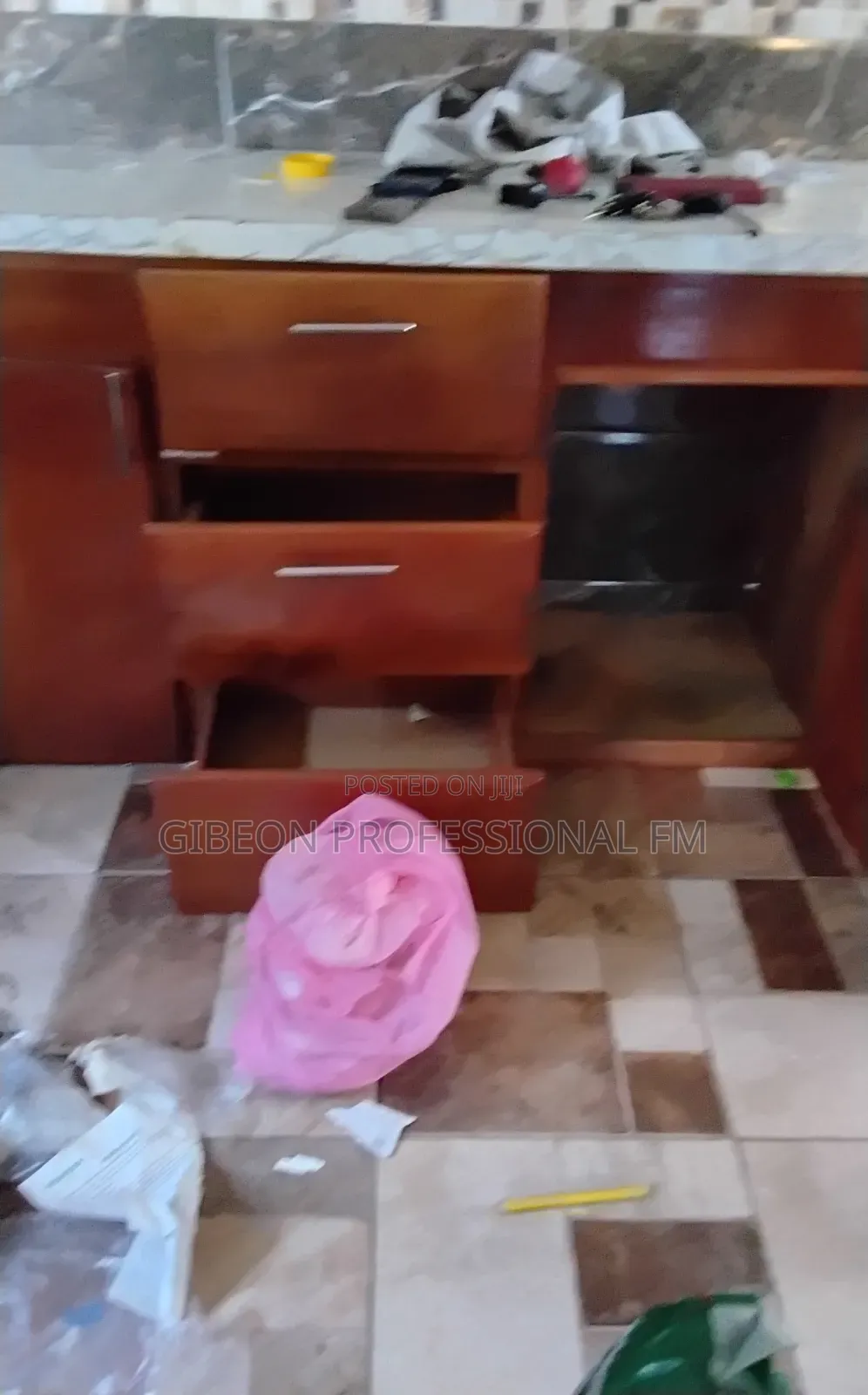 Professional Deep Cleaning by Gibeon PFM