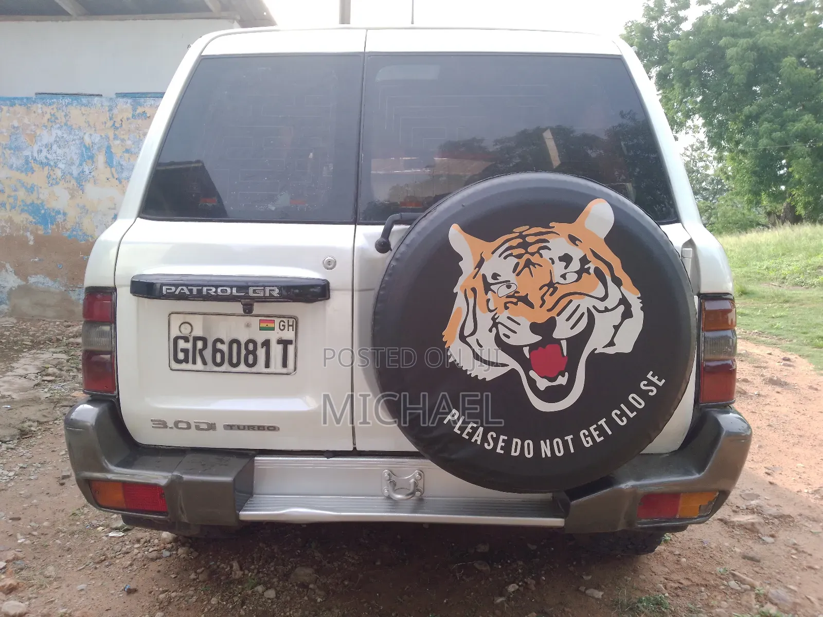 Nissan Patrol 2001 White