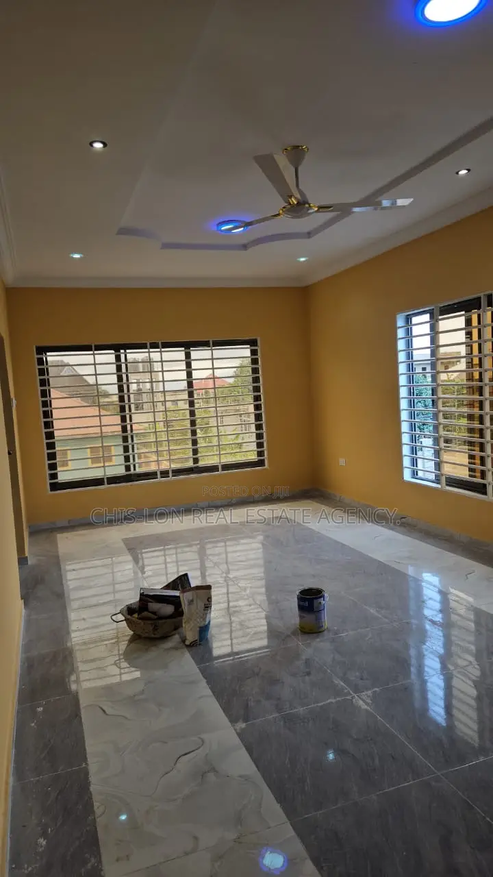 2bdrm Apartment in Kasoa Milliunm City for rent