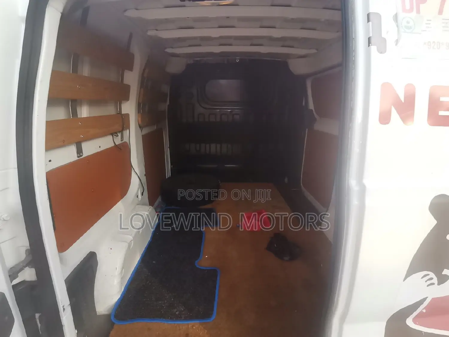 Nissan NV200 2014 White