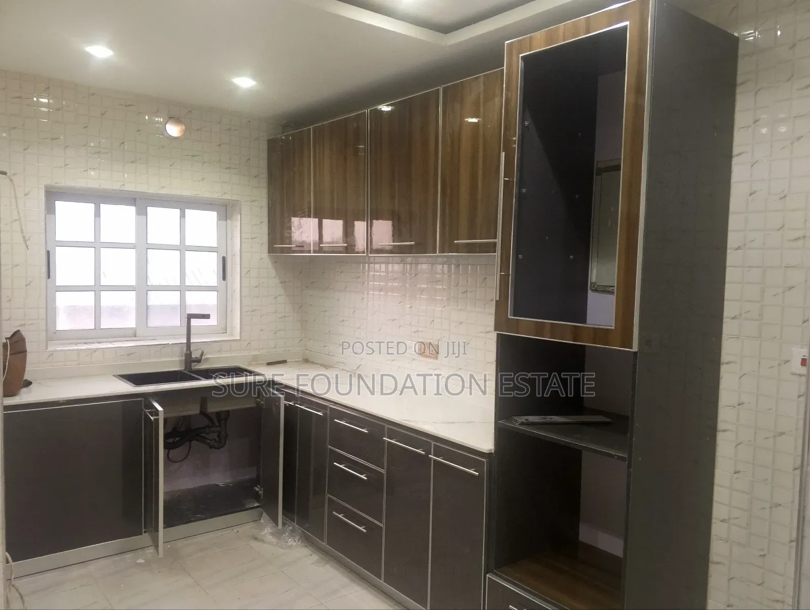 2bdrm Apartment in Dansoman for rent