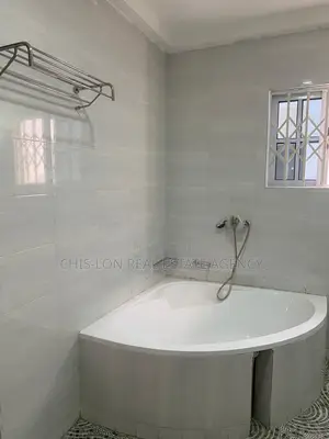 4bdrm Duplex in Taifa Apostolic, St John's Area for sale
