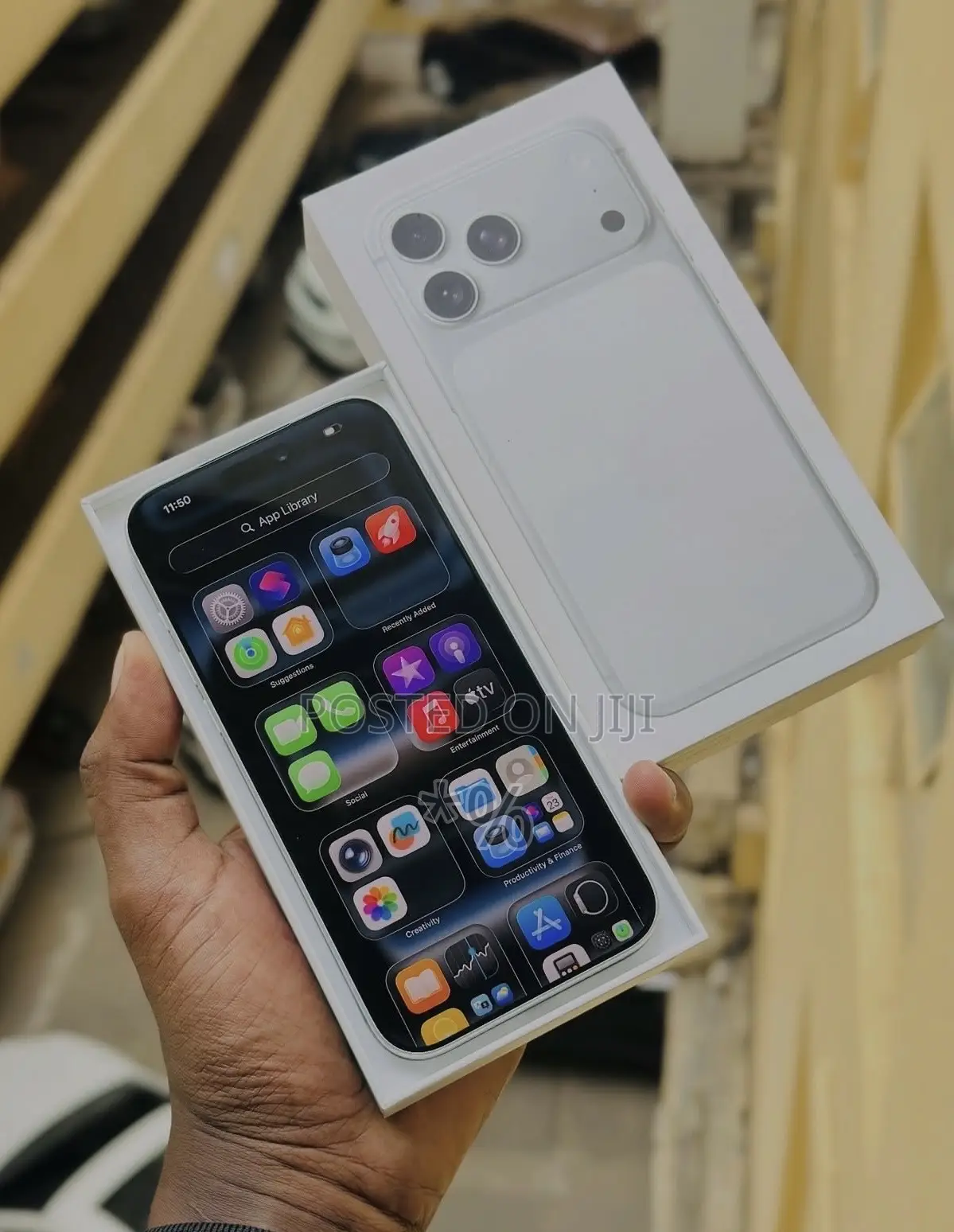 New Apple iPhone 17 Pro Max 256 GB White