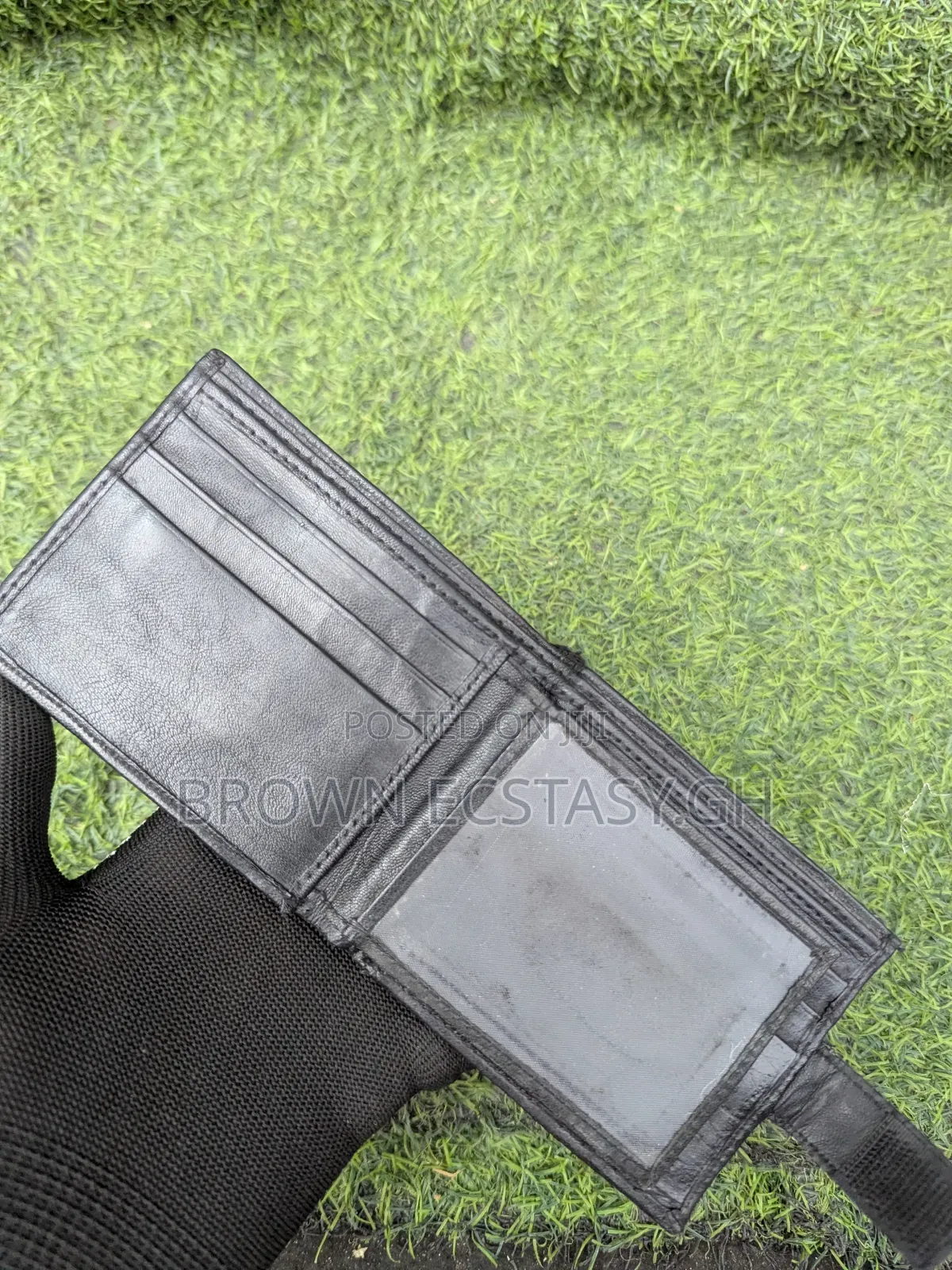 Handcrafted Genuine Leather Wallet (Pre Owned)
