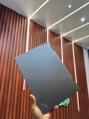 Laptop Lenovo Thinkpad X1 Yoga 8GB Intel Core I5 SSD 256GB