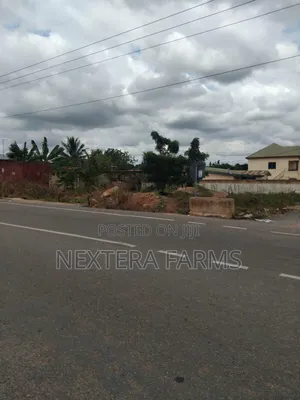 Road Side Plot for Sale