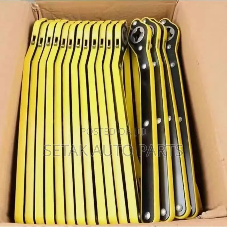 Car Jack Wrench Ratchet Lever Scissor Car Tire Changing Tool