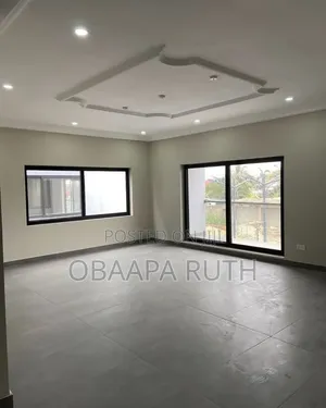 Furnished 5bdrm Duplex in Adjiriganor for sale