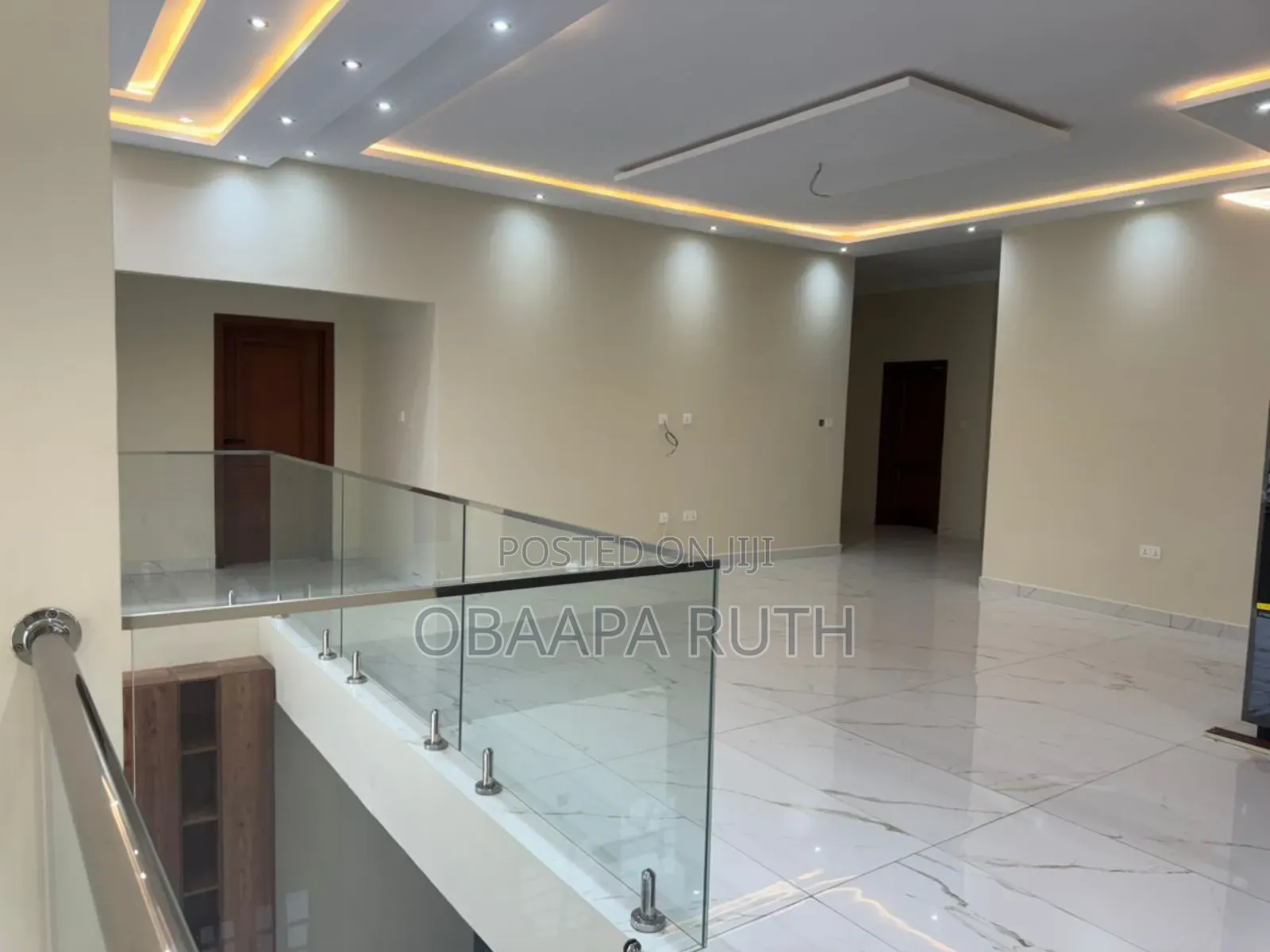 Furnished 5bdrm Duplex in Adjiriganor for sale