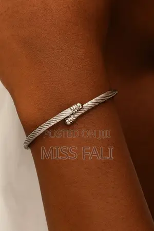 Twist Wire Bangle. Gold and Silver
