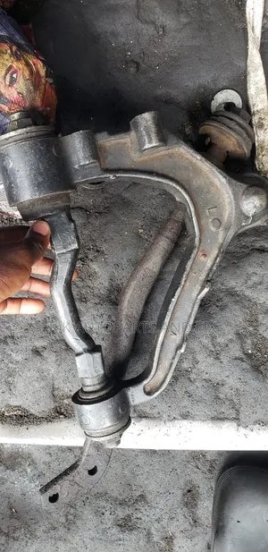 Toyota Fish Upper Arm