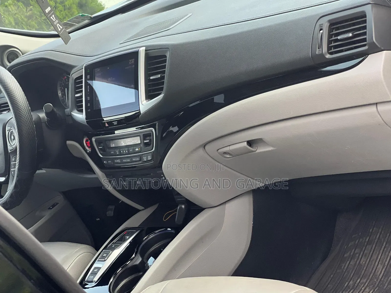Honda Pilot Touring 4dr SUV (3.5L 6cyl 9A) 2016 Black
